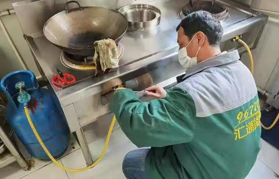 黃務(wù)街道重拳出擊，全面整頓燃?xì)獍踩?></a></div>
        <div   id=